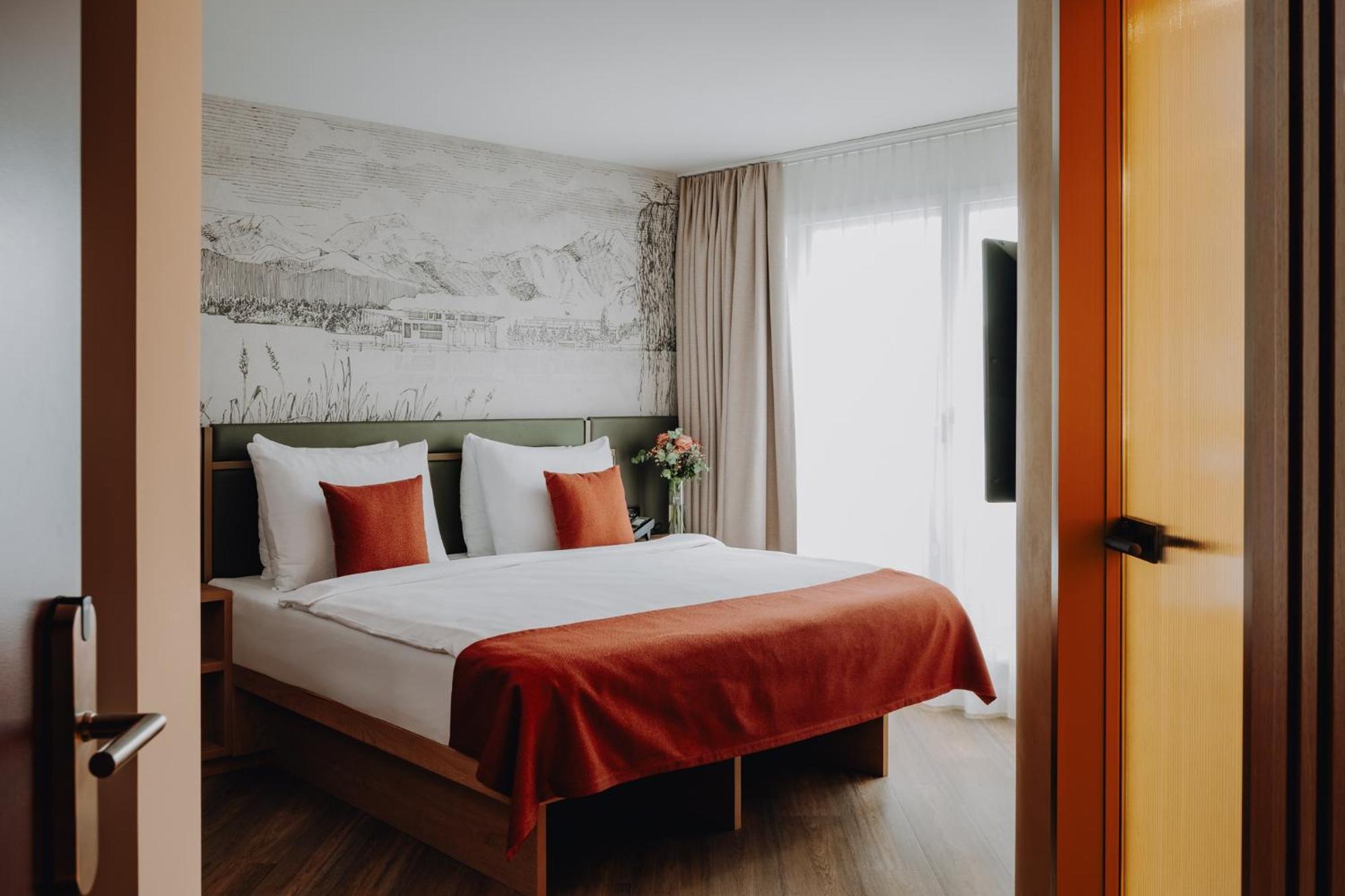 Hotel Ameron Flora 4*